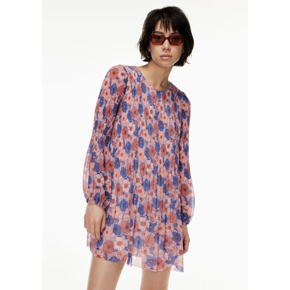 Aritzia Wilfred Daydreamer Pleated Chiffon Mini Dress - Picture 3 of 9